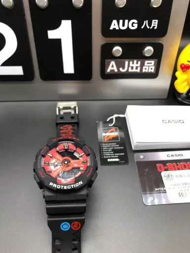GA-110 Hand-raise Light Casio G-SHOCK--Classic shockproof dial design👍In stock and shipped immediately, 45-degree automatic hand-raise light function with strong visual impact🙈LCD liquid crystal display💡Stopwatch speed function accurate to 1/1000 second⌛Shockproof📣Anti-magnetic💥200 meters waterproof🏊48 city time📲Countdown⏳Alarm clock⏰Fully automatic calendar and other powerful functions