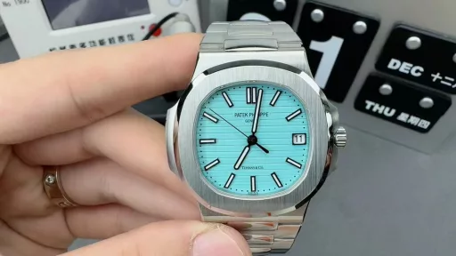 3K Patek Philippe Tiffany Blue Nautilus