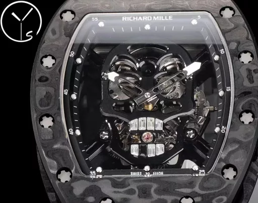 YS Richard Miller RM52 True Tourbillon is the highest version on the market. It reinterprets the essence of the RICHARD MILLE skull and breaks through the bugs of multiple versions, so that the majority of fans can have a super high replica with correct size, real movement and in-depth details. Reasons to buy:Size is similar: official length, width and thickness: 504316mm, YS factory length, width and thickness: 49.844.316.4mm;, Real bearing: The ruby ​​in the skull's mouth is the real bearing of the tourbillon, not decoration. The gem corresponds to the tourbillon center axis wrapped by the upper and lower jaws, as if swallowing an energy ball, so that the sci-fi artistic conception that the original wants to express can be reflected;Details are in place: The inner wall on the left side of the case inner cover is printed with the RM052 steel stamp like the original, and the size and depth of the right eye gear are close to the original , the center gemstone on the forehead is ruddy and translucent, with a frosted clasp and imported Thai raw rubber strap;Movement alignment: Thanks to the consistent size and position of the tourbillon, from the back of the skull, you can clearly see the operation of the tourbillon with the gemstone coaxial. From the front, the black balance wheel is just blocked by the skull's jaw, leaving only the escape wheel running under the skull;Inside and outside: The movement is a custom-made real tourbillon movement from the Shanghai Movement Factory. Each watch is tested by a high-intensity simulator QE, and is also waterproof.