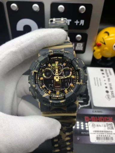 GA-110 Hand-raise Light Casio G-SHOCK--Classic shockproof dial design👍In stock and shipped immediately, 45-degree automatic hand-raise light function with strong visual impact🙈LCD liquid crystal display💡Stopwatch speed function accurate to 1/1000 second⌛Shockproof📣Anti-magnetic💥200 meters waterproof🏊48 city time📲Countdown⏳Alarm clock⏰Fully automatic calendar and other powerful functions