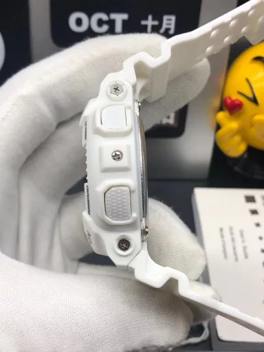 Hot selling GA-120 hand-raise light Casio G-SHOCK--classic shockproof dial design👍In stock and shipped immediately, 45-degree automatic hand-raise light function with strong visual impact🙈LCD liquid crystal display💡Stopwatch speed function accurate to 1/1000 second⌛Shockproof📣Anti-magnetic💥200 meters waterproof🏊48 city time📲Countdown⏳Alarm clock⏰Fully automatic calendar and other powerful functions