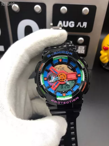 GA-110 Hand-raise Light Casio G-SHOCK--Classic shockproof dial design👍In stock and shipped immediately, 45-degree automatic hand-raise light function with strong visual impact🙈LCD liquid crystal display💡Stopwatch speed function accurate to 1/1000 second⌛Shockproof📣Anti-magnetic💥200 meters waterproof🏊48 city time📲Countdown⏳Alarm clock⏰Fully automatic calendar and other powerful functions