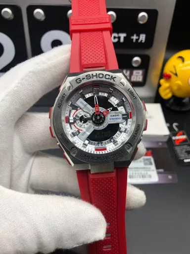 GST-400G hand-raise light Casio G-SHOCK--classic shockproof dial design👍In stock and shipped immediately, 45-degree automatic hand-raise light function with strong visual impact🙈LCD liquid crystal display💡Stopwatch speed function accurate to 1/1000 second⌛Shockproof📣Anti-magnetic💥200 meters waterproof🏊48 city time📲Countdown⏳Alarm clock⏰Fully automatic calendar and other powerful functions