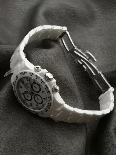 Accepting reservations [rose][rose][rose]N6 Factory super cost-effective [strong] belongs to the AET company co-branded ceramic Daytona series:① Using Dandong 4131 exclusive movement trial version 4801 machine, currently the most stable version of 4131 movement, zero repair, super stable [rose]② Imported nano solid core ceramic material, after continuous testing, the material is not easy to break, and is cut-resistant, wear-resistant, and anti-fouling [rose]③ All literal colors are infinitely close to the original color [rose]④ It has 5 color schemes, Bis Abu Dhabi Bis Kai Green, Racing Green, Sakura Pink, Panda White Series, quality online, absolutely super cost-effective watch [rose]