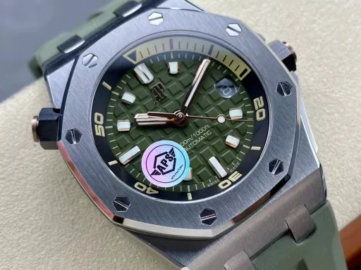 APS Audemars Piguet 15720st is equipped with a new customized integrated cal.4308 movement (not various Japanese machine modified boards), the overall watch size is 42x141.2mm, aps spared no expense to develop an all-in-one machine, and made the original mold to further enhance the replica. Movement: The movement uses a customized all-in-one cal.4308 movement, which is not an ordinary version of the splint machine on the market. All gears of the calendar instant jump function are real and movable, not decorative. The movement uses CNC engraving to make it clearer and more three-dimensional. Case: dps original mold, disassembled the original data of the genuine product, 3D stereo modeling, so that its size ratio is exactly the same as the original, all accessories are interchangeable with the original, and the straight brushed process of the case and the angular case are perfectly integrated. Strap: After 2 years of trial and error, the craftsmanship and quality are continuously improved, and finally the original effect is achieved. Whether in terms of color, material, and craftsmanship, it can be comparable to the counter strap and can be interchanged with the original. Head grain: The one-button quick-release button synchronized with the original makes the strap easy to remove with one button. The buckle also adopts a one-button quick-release design, which can be used with the original. aps carefully creates the highest quality on the entire network!