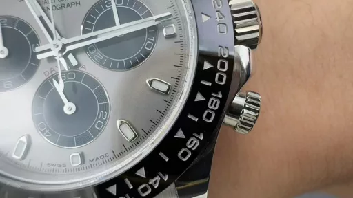 Clean 4130 movement black steel
