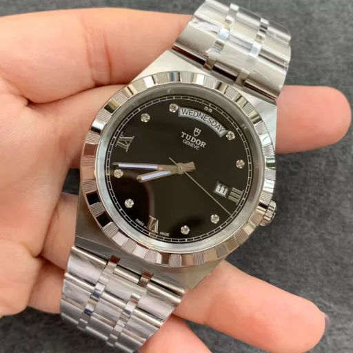 V7 41mm