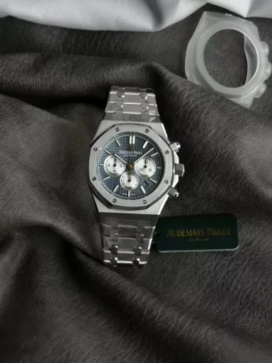 OM: Audemars Piguet Royal Oak 26331ST.OO.1220ST.01 watch, stainless steel bracelet case, blue panda dial, equipped with 2385 automatic mechanical chronograph, 41 mm.