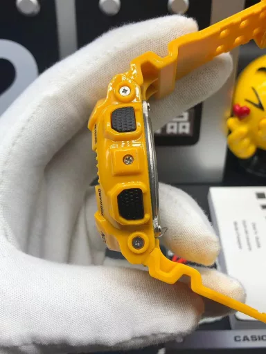 GA-110 Hand-raise Light Casio G-SHOCK--Classic shockproof dial design👍In stock and shipped immediately, 45-degree automatic hand-raise light function with strong visual impact🙈LCD liquid crystal display💡Stopwatch speed function accurate to 1/1000 second⌛Shockproof📣Anti-magnetic💥200 meters waterproof🏊48 city time📲Countdown⏳Alarm clock⏰Fully automatic calendar and other powerful functions