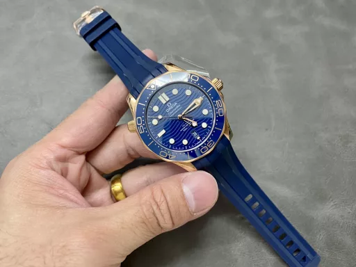 Vs Omega full rose gold Seamaster 300m 8801 movement 42mm