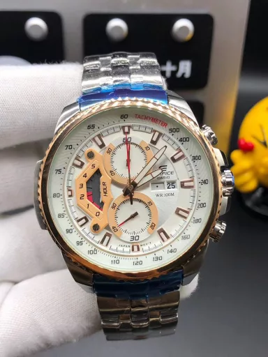 Casio new 6-pin EFR558 series multi-function quartz men's watch, movement: imported multi-function running second quartz movement, material: top 316L stainless steel case, mirror: top gold steel coating scratch-resistant mirror, deep waterproof, strap: imported 316 stainless steel/, luminous function, size: diameter 43.5mm thickness 13mm Please look for the exclusive background
