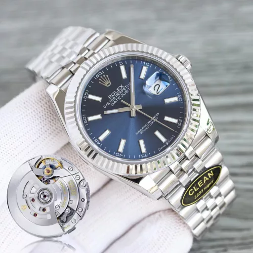 Clean factory/C factory Rolex Datejust series mechanical men's watch, genuine original mold 🎮DG11: Equipped with a one-to-one super 3235 integrated movement, 72 hours of power, no card movement decoration, and extremely stable movement2: The entire watch is 904L stainless steel / with AR factory steel band and IP vacuum electroplated platinum teeth ring / free replacement if discoloration3: The dial color is infinitely close to the original4: The only calendar font matching in the entire market. Subsequent comparison of the authenticity of the fonts from 1 to 31 🎮5: The only one that can achieve luminous hands/luminous words and nails, and achieve the same color because they are all processed by third-party factories + self-purchased Swiss c1+c3 luminous powder6: Word nails/crown mark nails are all platinum electroplatedAlthough there are not many clean styles, almost all of them are fine products, completely solving most of the pain points of the diary in the world, just for the ultimate clean-datejust 🎮Three heroes recommend exquisite men's mechanical watches SJ carefully creates super-realistic real-life pictures for you