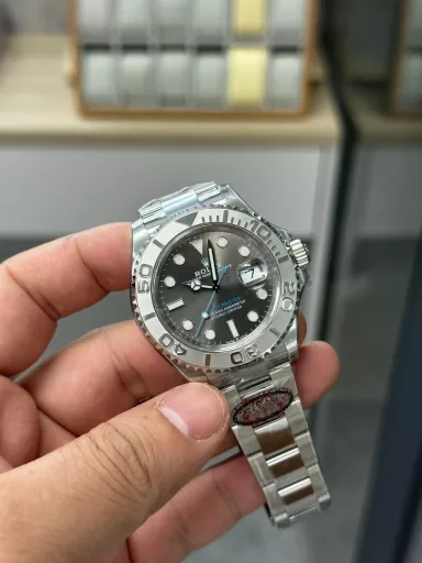 C Grey Yacht Shanghai 3235 Movement