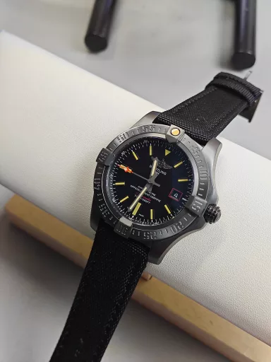AOS Breitling Blackbird reconnaissance aircraft