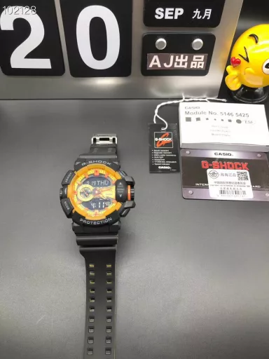 GA-400 hand-raise light Casio G-SHOCK--classic shockproof dial design👍In stock and shipped immediately, 45-degree automatic hand-raise light function with strong visual impact🙈LCD liquid crystal display💡Stopwatch speed function accurate to 1/1000 second⌛Shockproof📣Anti-magnetic💥200 meters waterproof🏊48 city time📲Countdown⏳Alarm clock⏰Fully automatic calendar and other powerful functions