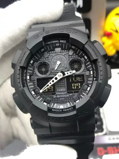 GA-110 Hand-raise Light Casio G-SHOCK--Classic shockproof dial design👍In stock and shipped immediately, 45-degree automatic hand-raise light function with strong visual impact🙈LCD liquid crystal display💡Stopwatch speed function accurate to 1/1000 second⌛Shockproof📣Anti-magnetic💥200 meters waterproof🏊48 city time📲Countdown⏳Alarm clock⏰Fully automatic calendar and other powerful functions