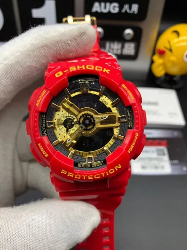 GA-110 Hand-raise Light Casio G-SHOCK--Classic shockproof dial design👍In stock and shipped immediately, 45-degree automatic hand-raise light function with strong visual impact🙈LCD liquid crystal display💡Stopwatch speed function accurate to 1/1000 second⌛Shockproof📣Anti-magnetic💥200 meters waterproof🏊48 city time📲Countdown⏳Alarm clock⏰Fully automatic calendar and other powerful functions