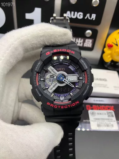 GA-110 Hand-raise Light Casio G-SHOCK--Classic shockproof dial design👍In stock and shipped immediately, 45-degree automatic hand-raise light function with strong visual impact🙈LCD liquid crystal display💡Stopwatch speed function accurate to 1/1000 second⌛Shockproof📣Anti-magnetic💥200 meters waterproof🏊48 city time📲Countdown⏳Alarm clock⏰Fully automatic calendar and other powerful functions
