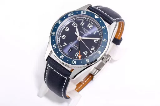 Longines launches the new Spirit Pioneer ZuIu Time watch!1⃣️Diameter 42 mm, frosted lettering, frosted ceramic bezel, bidirectional rotation, synchronized with the official website!2⃣️The bezel is decorated with black, green and blue ceramic inlays, marked with 24-hour scale and Super-LumiNova fluorescent inverted triangle, indicating the time information of the second time zone.3⃣️The disk is also decorated with a flying wing hourglass pattern and five star reliefs. There is a date window at 6 o'clock.4⃣️The sapphire crystal mirror is slightly arched, and both the inside and outside are treated with anti-glare coating. The bidirectional rotation is precise and smooth. The watch is equipped with a screw-in crown that is easy to grip and adjust, and the sealed case back is fixed by 6 screws, with excellent water resistance of 100 meters.5⃣️Stainless steel bracelet or brown/yellow/blue Italian calfskin, with a safety buckle, excellent, comfortable and sturdy.6⃣️The 2836 movement is modified into the original L844.4 automatic winding movement, which can provide up to 48 hours of power reserve and is certified by the Swiss Official Observatory (COSO).Welcome all watch friends to appreciate it!