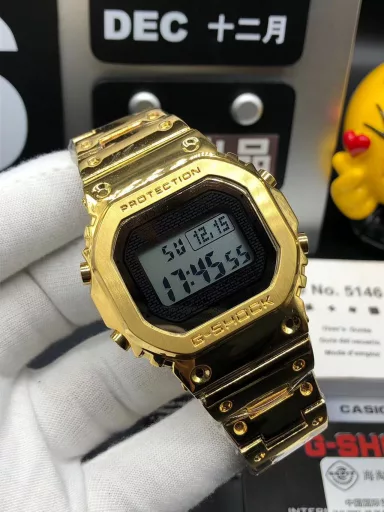 👍👍Original Casio G-SHOCK GMW-B5000 series, 35th anniversary limited edition electronic sports watch! Official price 5000+ overseas orders! 30 meters waterproof! Fashionable and versatile electronic watch! Top configuration, top network exclusive channel supply! Led lighting, daily alarm, hourly report, stopwatch, countdown, metal dial, resin material/stainless steel strap, mineral glass, thickness 13mm, case diameter 43.2mm