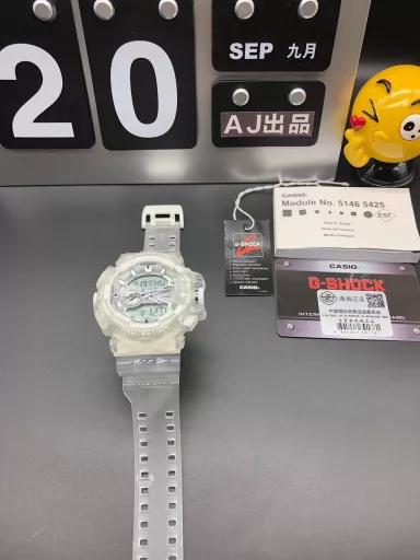 GA-400 hand-raise light Casio G-SHOCK--classic shockproof dial design👍In stock and shipped immediately, 45-degree automatic hand-raise light function with strong visual impact🙈LCD liquid crystal display💡Stopwatch speed function accurate to 1/1000 second⌛Shockproof📣Anti-magnetic💥200 meters waterproof🏊48 city time📲Countdown⏳Alarm clock⏰Fully automatic calendar and other powerful functions