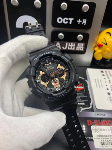 Hot selling GA-120 hand-raise light Casio G-SHOCK--classic shockproof dial design👍In stock and shipped immediately, 45-degree automatic hand-raise light function with strong visual impact🙈LCD liquid crystal display💡Stopwatch speed function accurate to 1/1000 second⌛Shockproof📣Anti-magnetic💥200 meters waterproof🏊48 city time📲Countdown⏳Alarm clock⏰Fully automatic calendar and other powerful functions