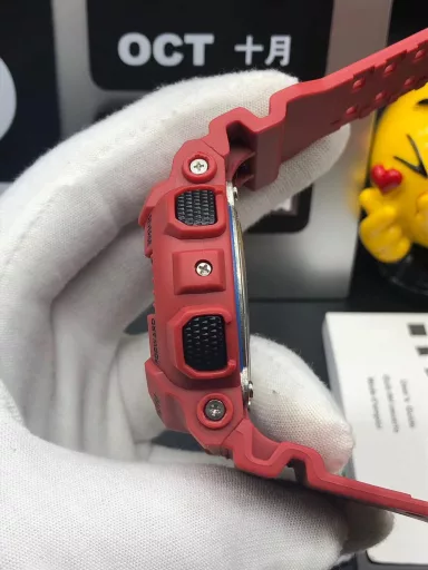 Hot selling GA-120 hand-raise light Casio G-SHOCK--classic shockproof dial design👍In stock and shipped immediately, 45-degree automatic hand-raise light function with strong visual impact🙈LCD liquid crystal display💡Stopwatch speed function accurate to 1/1000 second⌛Shockproof📣Anti-magnetic💥200 meters waterproof🏊48 city time📲Countdown⏳Alarm clock⏰Fully automatic calendar and other powerful functions