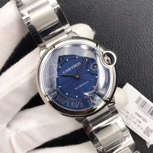V6-Factory❗️Perfect replica - V7 version of the Blue Balloon 42MM is now availableEnjoy the prosperity of the world and the elegance of the Blue BalloonV6 brings you the true charm of the Cartier Blue Balloon!!!