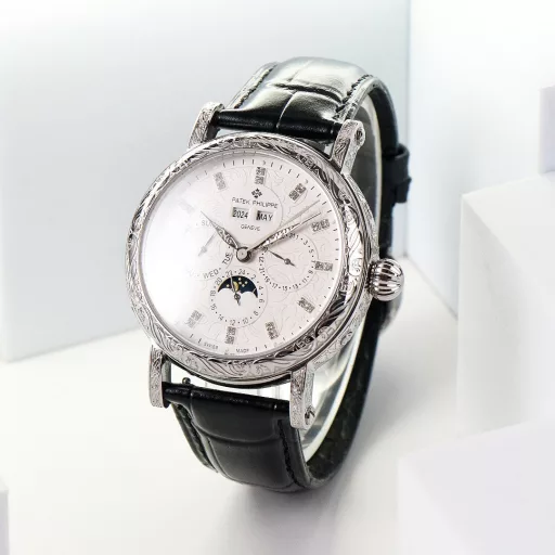 [Iron strokes and silver hooks, vigorous and powerful] High-value new products, simple. Retro. Exquisite craftsmanship!The best collection of the year - Patek Philippe Classic Super Complex Multifunctional Perpetual Calendar Function Watch. The team spent more than two years to carefully design, regardless of cost, dare to be the first, strive for perfection, overcome many difficulties, break through multiple technical bottlenecks, the movement model is CH 29-535 upgraded version, stable quality! [Strap] Classic Italian calfskin strap, clear texture, good texture. Paired with the top Patek Philippe lantern buckle on the market, universal original without pressure.The elegant Calatrava carved case is very individual, and the 42mm diameter is suitable for the size of the average male wrist, consistent with the counter, very business and casual.