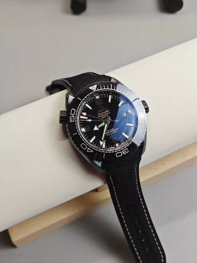 VS Omega Seamaster Deep Sea Black