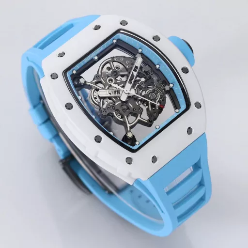 BBR RM0551⃣️Case: The white ceramic case is the same as the original. The chamfer details of the case are reduced to be exactly the same as the original, the bottom cover is reduced to see the light, and only the glass sees the light. The details are also one of the most correct versions at present! Upgrade a few details and it looks more like the original.2⃣️Movement: Redevelop the original RMUL2 integrated movement, and the balance wheel of the double barrel movement is clearly visible and moves. Say goodbye to the fake splint movement at first glance!3⃣️Watch diameter: The size is the same as the original 49.90X42.70 mm, and the thickness is 13.5MM4⃣️Watch mirror material: sapphire crystal mirror double anti-glare effect.5⃣️Watch strap material: natural rubber watch strap!6⃣️Watch buckle: original latest version folding buckleRichard Mille not only has exquisite watchmaking craftsmanship and is loyal to the spirit of traditional watches, but also advocates breaking through existing rules and regulations, exploring new heights of watchmaking craftsmanship, and integrating new elements of the new century into traditional craftsmanship. Comfortable, shock-resistant, durable, accurate and lightweight watches have become a 