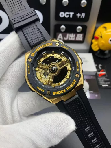 GST-400G hand-raise light Casio G-SHOCK--classic shockproof dial design👍In stock and shipped immediately, 45-degree automatic hand-raise light function with strong visual impact🙈LCD liquid crystal display💡Stopwatch speed function accurate to 1/1000 second⌛Shockproof📣Anti-magnetic💥200 meters waterproof🏊48 city time📲Countdown⏳Alarm clock⏰Fully automatic calendar and other powerful functions