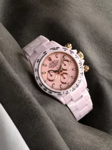 Accepting reservations [rose][rose][rose]N6 Factory super cost-effective [strong] belongs to the AET company co-branded ceramic Daytona series:① Using Dandong 4131 exclusive movement trial version 4801 machine, currently the most stable version of 4131 movement, zero repair, super stable [rose]② Imported nano solid core ceramic material, after continuous testing, the material is not easy to break, and is cut-resistant, wear-resistant, and anti-fouling [rose]③ All literal colors are infinitely close to the original color [rose]④ It has 5 color schemes, Bis Abu Dhabi Bis Kai Green, Racing Green, Sakura Pink, Panda White Series, quality online, absolutely super cost-effective watch [rose]