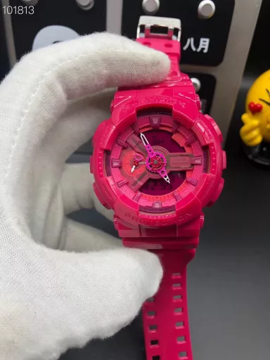 GA-110 Hand-raise Light Casio G-SHOCK--Classic shockproof dial design👍In stock and shipped immediately, 45-degree automatic hand-raise light function with strong visual impact🙈LCD liquid crystal display💡Stopwatch speed function accurate to 1/1000 second⌛Shockproof📣Anti-magnetic💥200 meters waterproof🏊48 city time📲Countdown⏳Alarm clock⏰Fully automatic calendar and other powerful functions