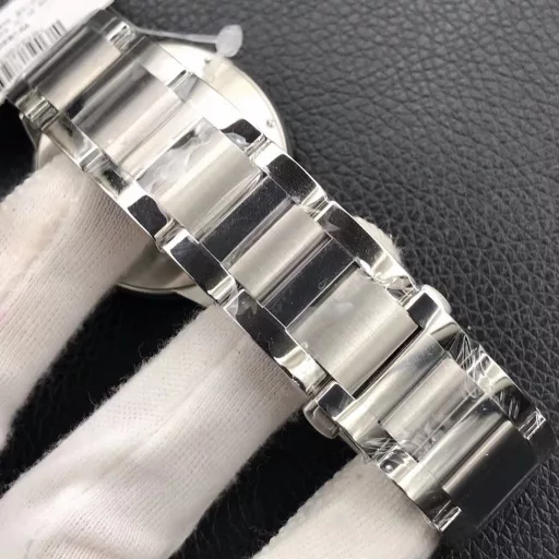 V6-Factory❗️Perfect replica - V7 version of the Blue Balloon 42MM is now availableEnjoy the prosperity of the world and the elegance of the Blue BalloonV6 brings you the true charm of the Cartier Blue Balloon!!!
