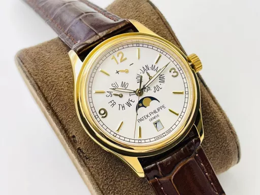 PP Factory Patek Philippe's most popular style, PP complex function chronograph series 5146R 5147. The ingenious design of the function, the reasonable layout of the appearance, and the superior movement performance all reflect the unique design of Patek Philippe masters, a classic work of art.1⃣️The dial diameter is 39MM, which is exquisite!2⃣️Equipped with high-performance Cal.324 automatic mechanical movement, it has annual calendar, date, month and moon phase display functions, providing powerful time measurement functions, and the large second hand in the center of the dial design makes time easy to read.3⃣️I believe that such a watch will be the dream of many watch lovers, but just like its image of the moon in the water, it is hard to come by, so if there is an opportunity in front of you, then cherish it.PP Factory's masterpiece welcomes all watch friends to appreciate it!