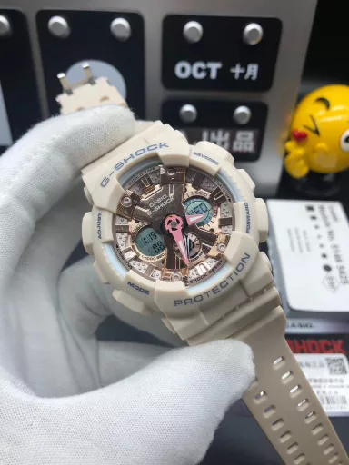 Hot selling GA-120 hand-raise light Casio G-SHOCK--classic shockproof dial design👍In stock and shipped immediately, 45-degree automatic hand-raise light function with strong visual impact🙈LCD liquid crystal display💡Stopwatch speed function accurate to 1/1000 second⌛Shockproof📣Anti-magnetic💥200 meters waterproof🏊48 city time📲Countdown⏳Alarm clock⏰Fully automatic calendar and other powerful functions
