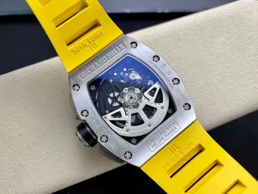 KV Richard Titanium Chronograph RM011 Super Masterpiece RICHARD MILLE RM011 FELIPE MASSA Series🔥After Richard Mille launched the RM011 Red Kite flyback chronograph limited edition last summer, which was named after the football star 