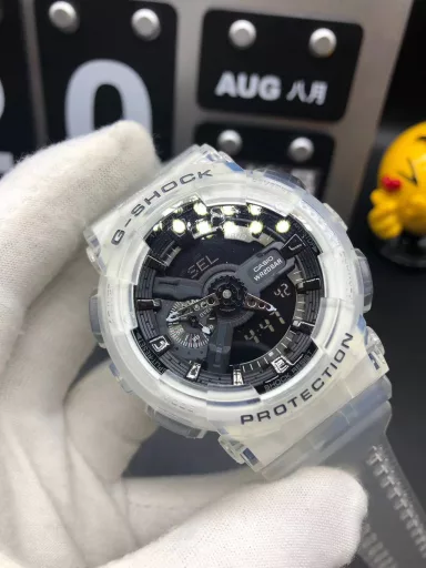 GA-110 Hand-raise Light Casio G-SHOCK--Classic shockproof dial design👍In stock and shipped immediately, 45-degree automatic hand-raise light function with strong visual impact🙈LCD liquid crystal display💡Stopwatch speed function accurate to 1/1000 second⌛Shockproof📣Anti-magnetic💥200 meters waterproof🏊48 city time📲Countdown⏳Alarm clock⏰Fully automatic calendar and other powerful functions