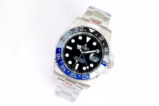 EW's most powerful Rolex Oyster Perpetual GMT-Master 40 series① Exclusively customized 3186 movement, can adjust the hour hand, can adjust the calendar by the hour hand, restore all the original functions, stable and reliable quality;② Bezel: high-tech integrated ceramic outer bezel, with platinum font; (upgraded red and blue bezel, the color is almost the same as the original)③ Case: the size and thickness are the same as the original, the thickness is only 12.5;④ Lettering: top Swiss ice blue luminous, polished letter nails, color matching;⑤ Glass: sapphire glass with 2.5 times magnifying glass effect, transparent glass;⑥ Steel strap: 904 stainless steel strap, each strap fits perfectly with the lugs, giving the wrist the highest comfort;EW products must be fine products, and every extreme detail is the sincerity of the EW factory's ingenuity development;