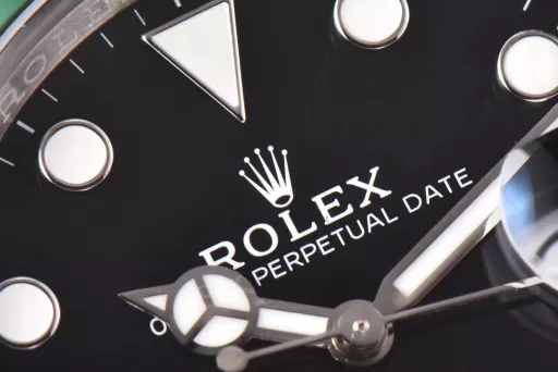 Clean factory/C factory Rolex 126610submariner1: Equipped with a one-to-one super 3235 integrated movement, no card movement decoration, and extremely stable movement2: The entire watch is made of 904L stainless steel / with an AR factory steel band3: The dial uses the market's exclusive 