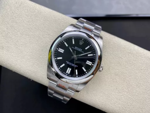 EW Rolex Oyster Constant Motion 41 series1⃣️ with the new Rolex 3230 movement;2⃣️ same thickness as original 12mm: diameter 41mm;3⃣️ grinding nail; Top Swiss ice blue luminous, consistent with the original Rolex luminous;4⃣️ Super 904 steel; Sapphire glass;5⃣️ top workmanship, each strap and ear perfectly fit, giving the highest comfort of the wrist;Every extreme detail is EW factory ingenuity development sincerity!!