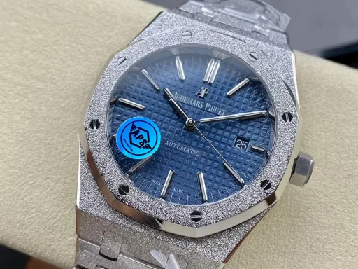 APS 15410 new product, frosted gold watchAudemars Piguet frosted gold craft is commonly known as hammered gold craft, also known as 