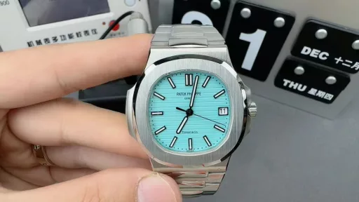 3K Patek Philippe Tiffany Blue Nautilus