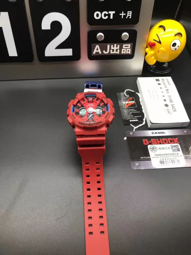 Hot selling GA-120 hand-raise light Casio G-SHOCK--classic shockproof dial design👍In stock and shipped immediately, 45-degree automatic hand-raise light function with strong visual impact🙈LCD liquid crystal display💡Stopwatch speed function accurate to 1/1000 second⌛Shockproof📣Anti-magnetic💥200 meters waterproof🏊48 city time📲Countdown⏳Alarm clock⏰Fully automatic calendar and other powerful functions