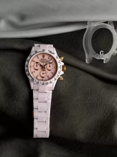 Accepting reservations [rose][rose][rose]N6 Factory super cost-effective [strong] belongs to the AET company co-branded ceramic Daytona series:① Using Dandong 4131 exclusive movement trial version 4801 machine, currently the most stable version of 4131 movement, zero repair, super stable [rose]② Imported nano solid core ceramic material, after continuous testing, the material is not easy to break, and is cut-resistant, wear-resistant, and anti-fouling [rose]③ All literal colors are infinitely close to the original color [rose]④ It has 5 color schemes, Bis Abu Dhabi Bis Kai Green, Racing Green, Sakura Pink, Panda White Series, quality online, absolutely super cost-effective watch [rose]