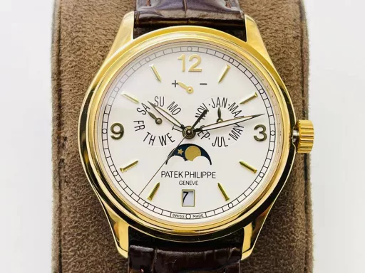 PP Factory Patek Philippe's most popular style, PP complex function chronograph series 5146R 5147. The ingenious design of the function, the reasonable layout of the appearance, and the superior movement performance all reflect the unique design of Patek Philippe masters, a classic work of art.1⃣️The dial diameter is 39MM, which is exquisite!2⃣️Equipped with high-performance Cal.324 automatic mechanical movement, it has annual calendar, date, month and moon phase display functions, providing powerful time measurement functions, and the large second hand in the center of the dial design makes time easy to read.3⃣️I believe that such a watch will be the dream of many watch lovers, but just like its image of the moon in the water, it is hard to come by, so if there is an opportunity in front of you, then cherish it.PP Factory's masterpiece welcomes all watch friends to appreciate it!