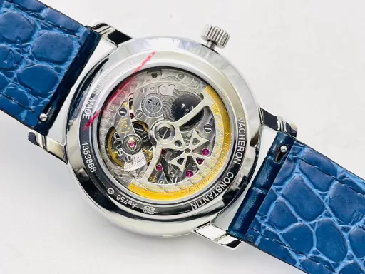 The highest version on the market, Vacheron Constantin Historical Masterpiece Series 3100V/000R_B422 Perpetual Calendar Multi-Function Watch!1⃣️Equipped with the same movement as the original, the balance wheel is exactly the same as the original, and all functions can be used normally.2⃣️Improved the curvature of the four corners of the case, the dial color curvature is more consistent, the 12 scales are polished more delicately, and the overall look is closer to the counter!3⃣️Paired with Italian cowhide to make the wrist more comfortable!TWS Factory boutique replica, please appreciate your appreciation