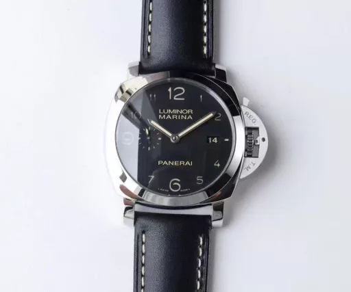 VS Panerai 359 V2 version synchronizes the original movement functions! Super luminous! Main upgraded movement functions:V1 hour hand cannot be adjusted separately V2 version upgraded hour hand can be adjusted separately Upgraded to the same as the originalV1 calendar can be adjusted quickly, V2 version upgraded calendar can be adjusted by hour hand Upgraded to the same as the originalMovement appearance design and thickness are closer, with a similarity of more than 95%
