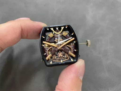 RXW new integrated balance wheelRichard Miller RM 47 integrated flywheel black warrior watch is stunningly launched, combining excellentwatchmaking technology ceramic watch